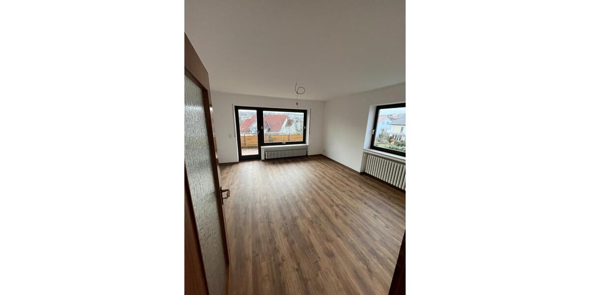 Etagenwohnung Bad Kissingen - 4 Zimmer, 115 m&sup2;, 1.200&euro; | Angebot:25637742