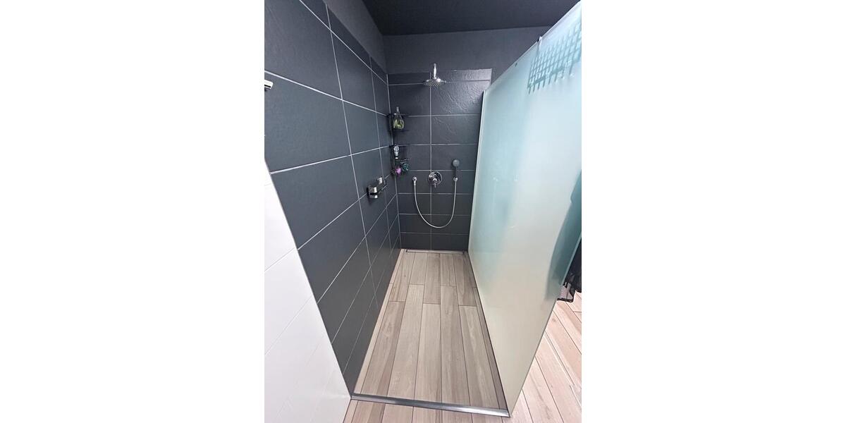 Einfamilienhaus Donnersdorf - 8 Zimmer, 309 m&sup2;, 490.000&euro; | Angebot:25830954