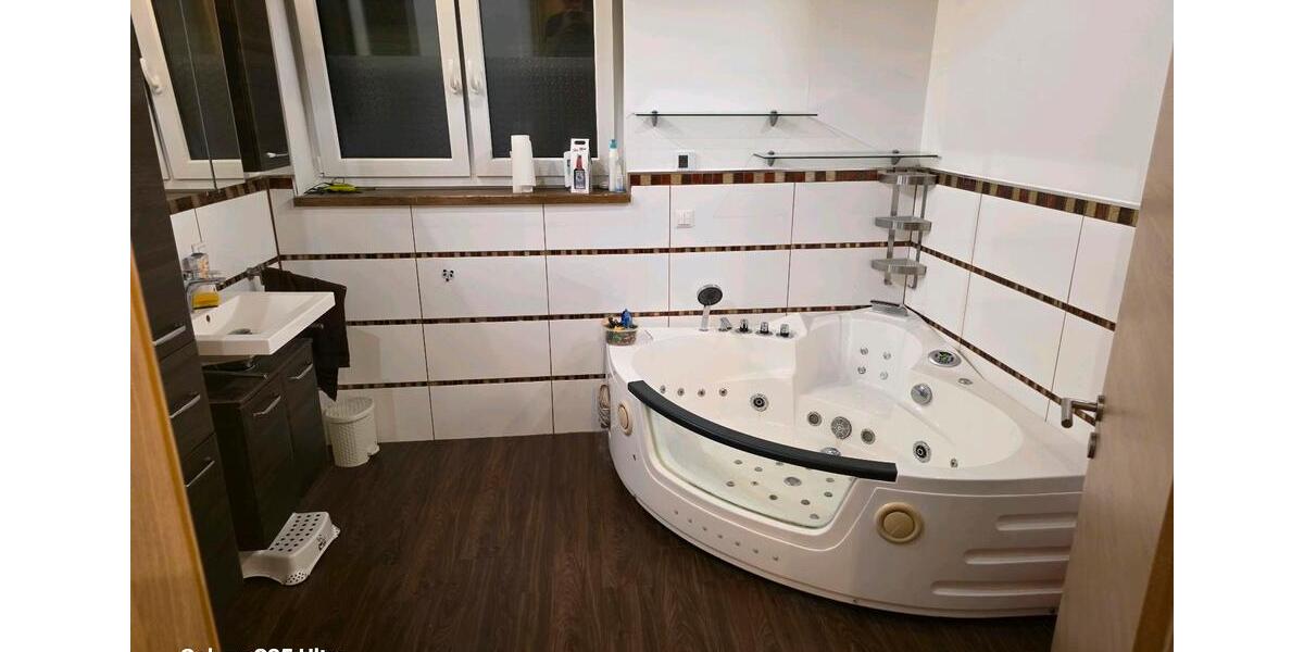 Einfamilienhaus Prichsenstadt - 3 Zimmer, 135 m&sup2;, 500.000&euro; | Angebot:26835407