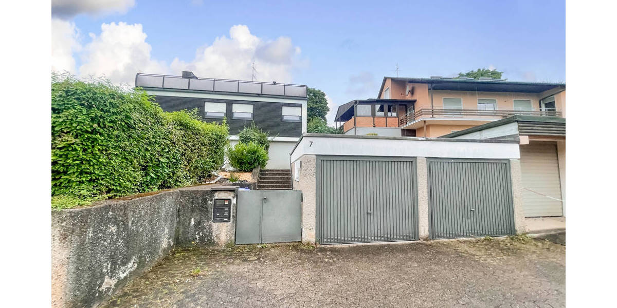 Mehrfamilienhaus, Wohnhaus Estenfeld - 575.000&euro; | Angebot:25772141