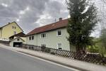Einfamilienhaus Münnerstadt - 9 Zimmer, 235 m&sup2;, 245.000&euro; | Angebot:26751431