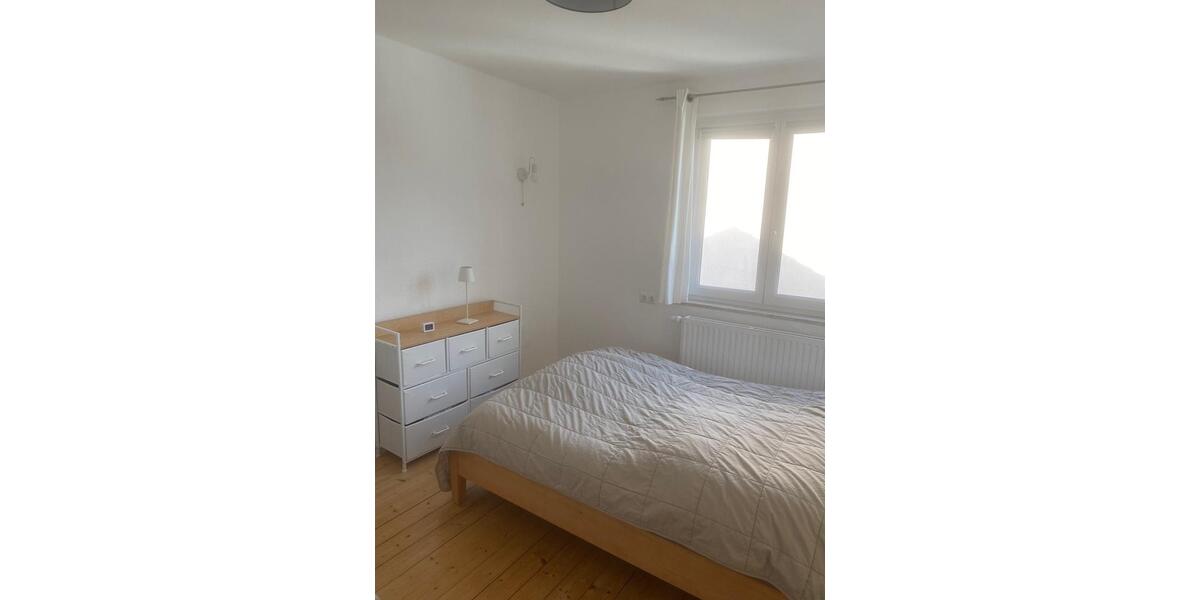 Etagenwohnung Hohenroth - 3 Zimmer, 70 m&sup2;, 590&euro; | Angebot:25873684
