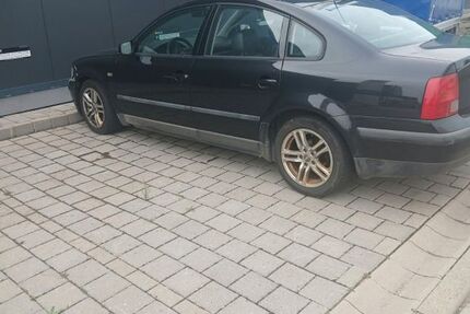 VW Passat 319.000 km 600 &euro; Münnerstadt 97702