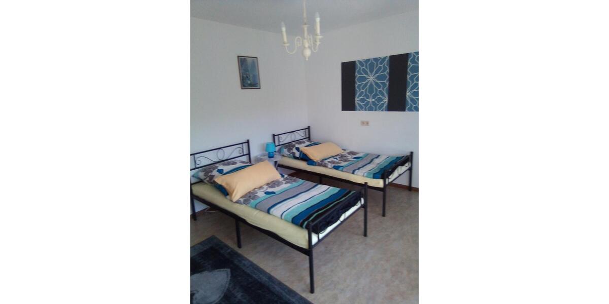 Etagenwohnung Burkardroth - 4 Zimmer, 126 m&sup2;, 60&euro; | Angebot:25636562