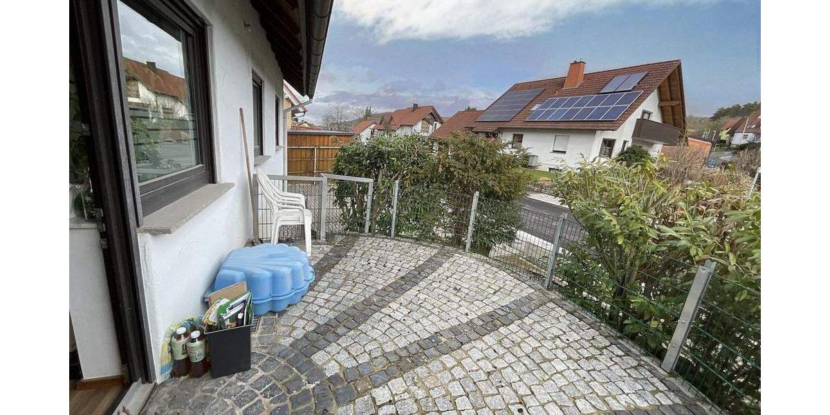 Mehrfamilienhaus, Wohnhaus Fuchsstadt - 8 Zimmer, 255 m&sup2;, 498.000&euro; | Angebot:25797456