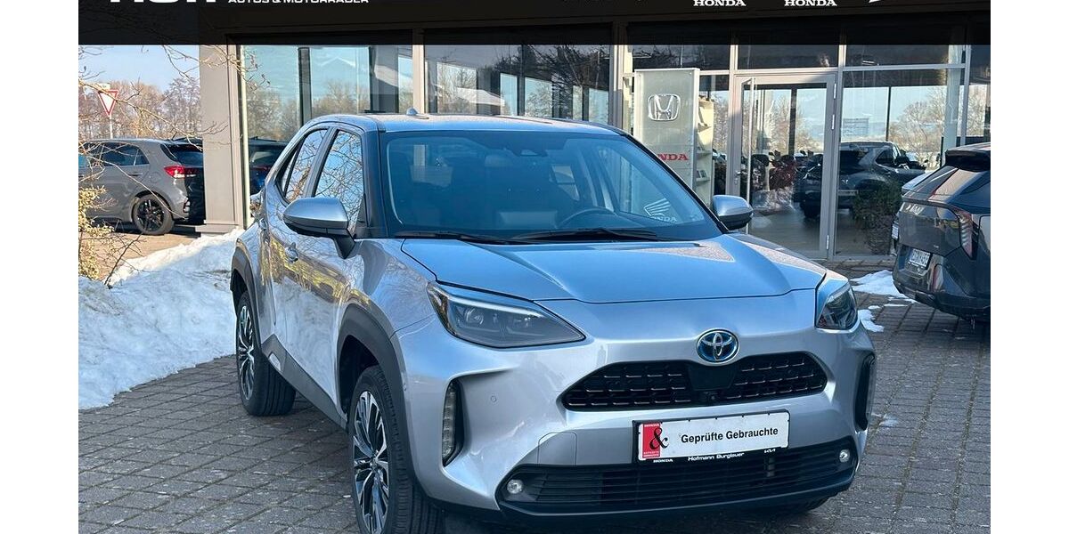 Toyota Yaris Cross 33.700 km 23.999 &euro; Burglauer 97724