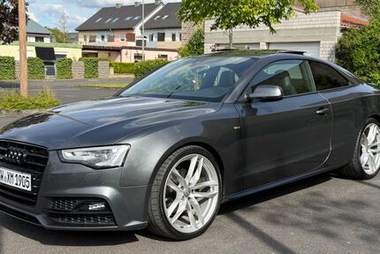Audi A5 192.000 km 14.990 &euro; Bergrheinfeld 97493