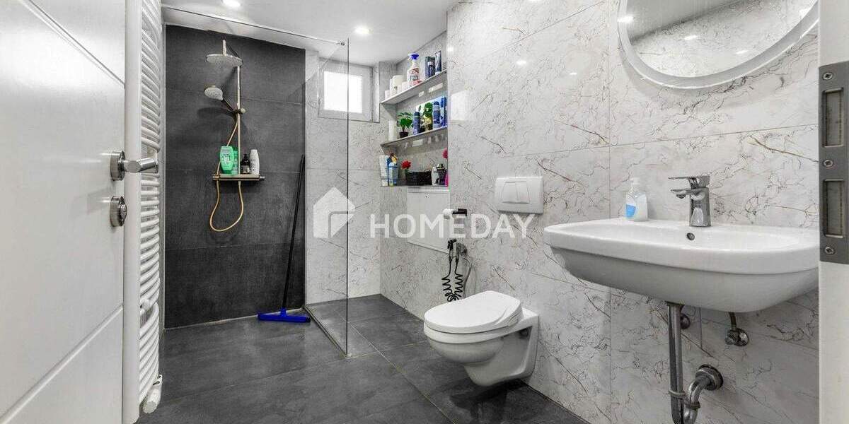 Einfamilienhaus Volkach Gaibach - 7 Zimmer, 230 m&sup2;, 350.000&euro; | Angebot:25689191