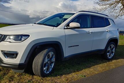 Jeep Compass 97.000 km 14.200 &euro; Röthlein 97520