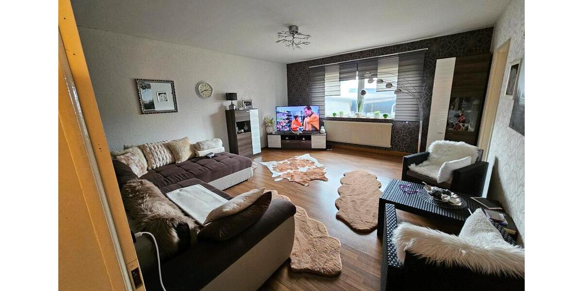 Reihenhaus Hofheim in Unterfranken - 5 Zimmer, 183 m&sup2;, 245.000&euro; | Angebot:25161833