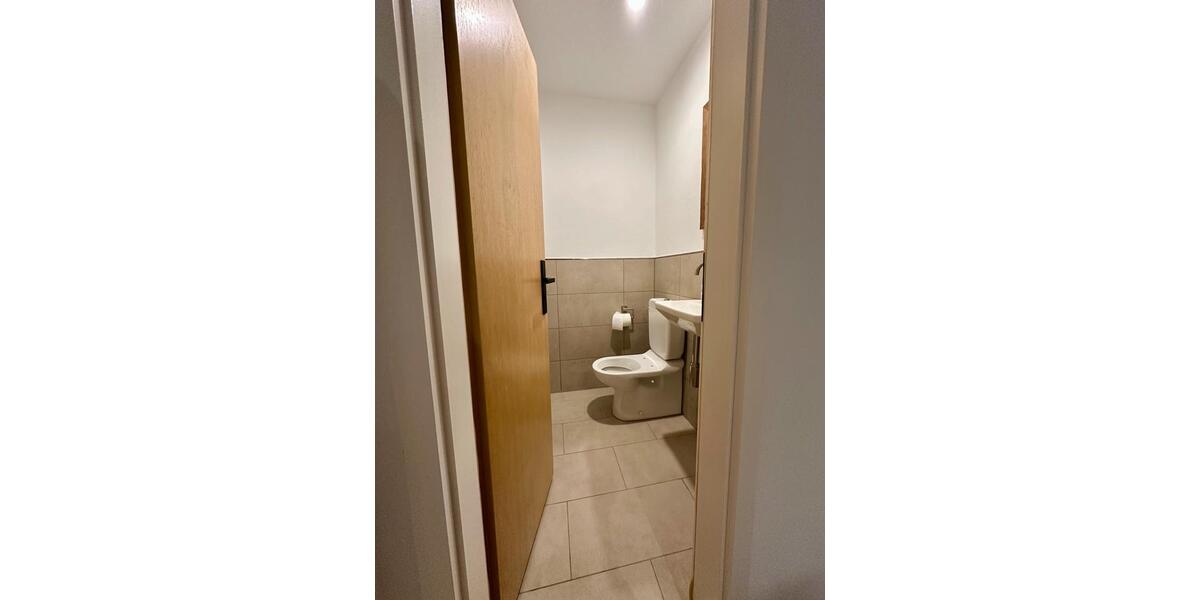 Hochparterre Schweinfurt Bellevue - 3.5 Zimmer, 80 m&sup2;, 215.000&euro; | Angebot:27271551