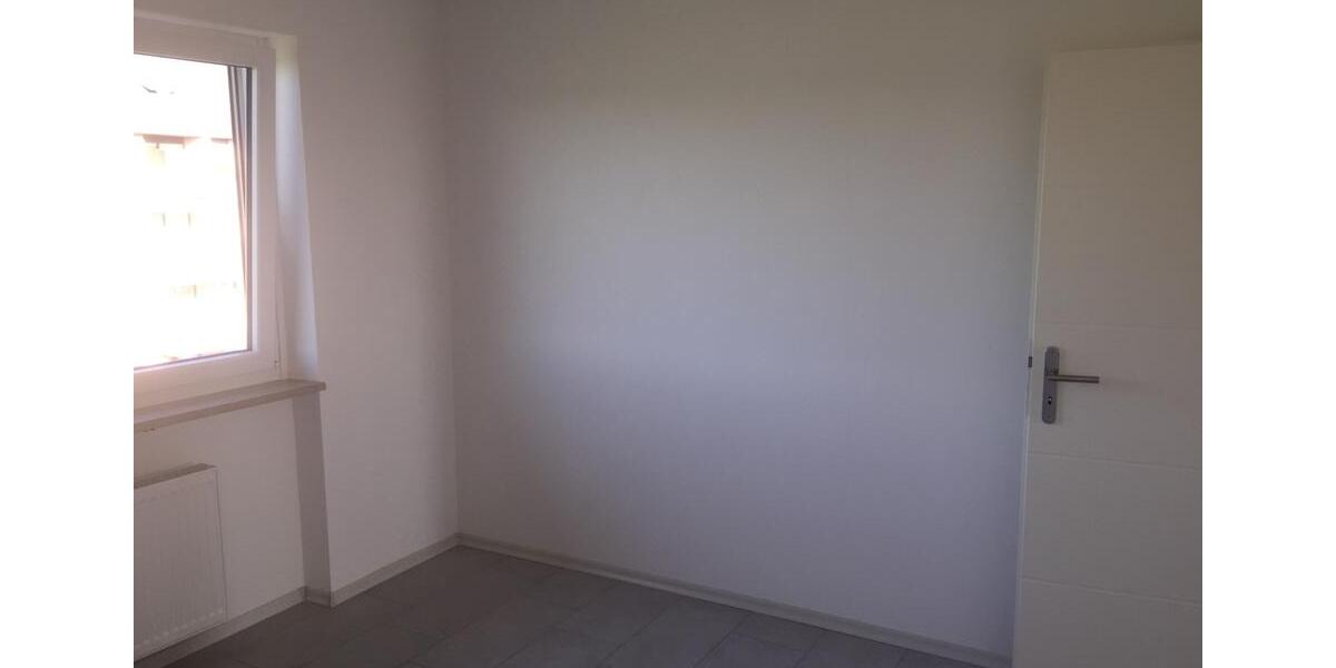 Etagenwohnung Gochsheim - 2 Zimmer, 48 m&sup2;, 144.000&euro; | Angebot:27071203